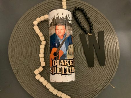 Blake Shelton Fashion